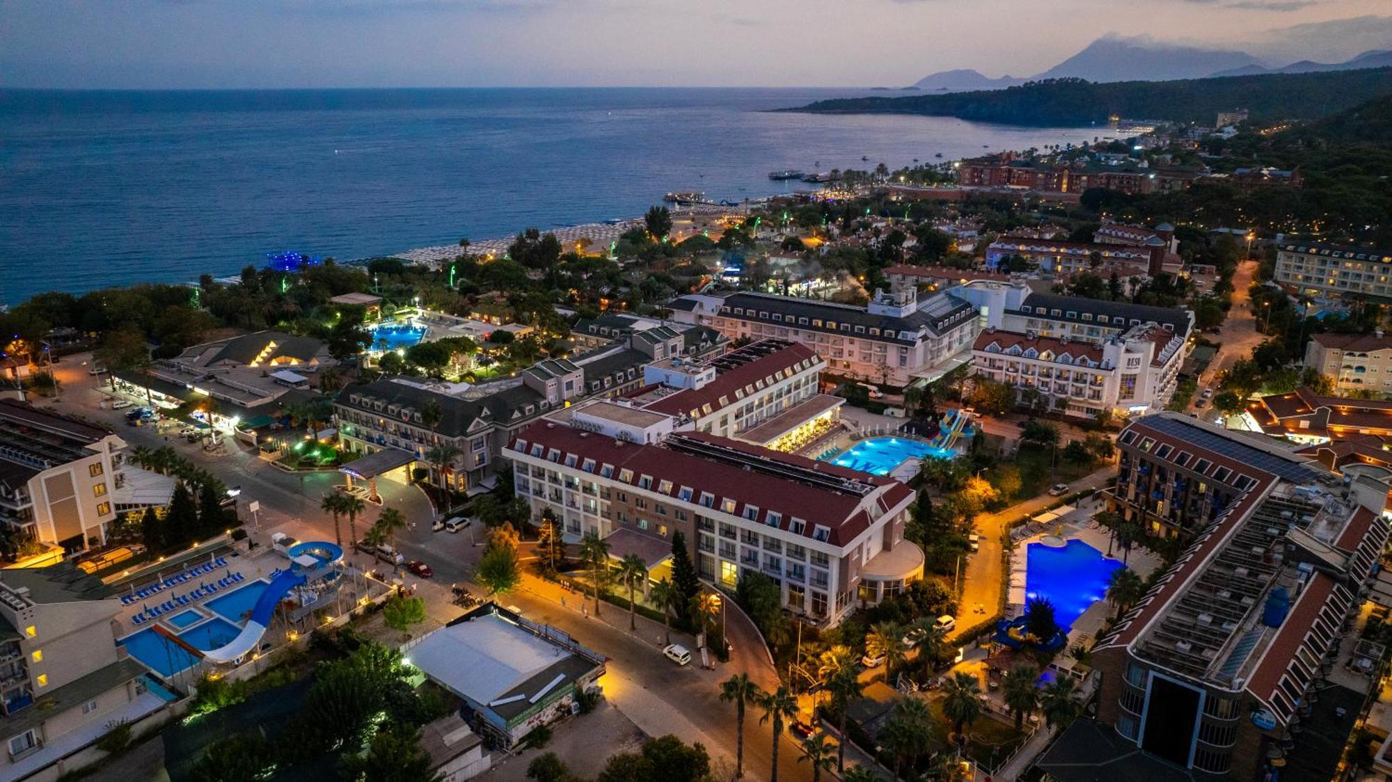 White Lilyum Hotel أنطاليا المظهر الخارجي الصورة